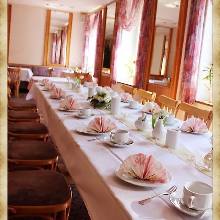 מלון Praenzkow 2*